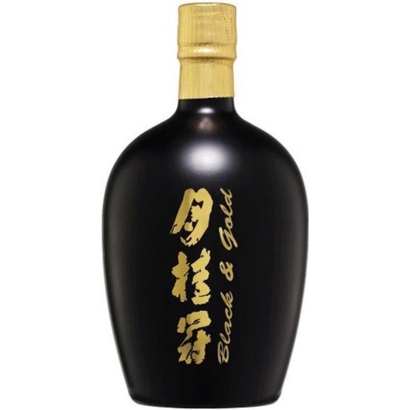Gekkeikan Black & Gold Sake, 750mL