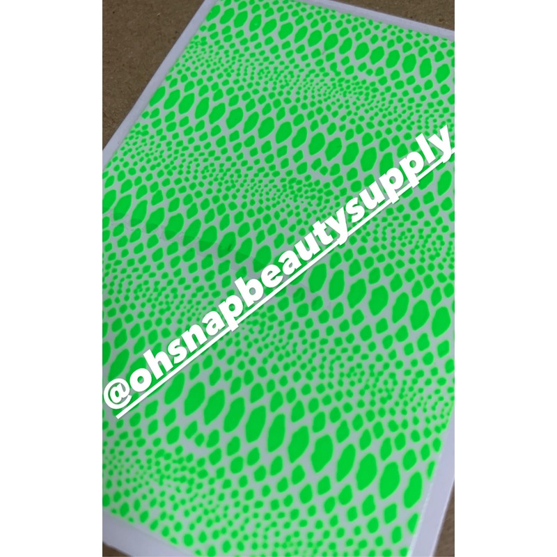 ***NeonGreen Snake WG6077 Sticker