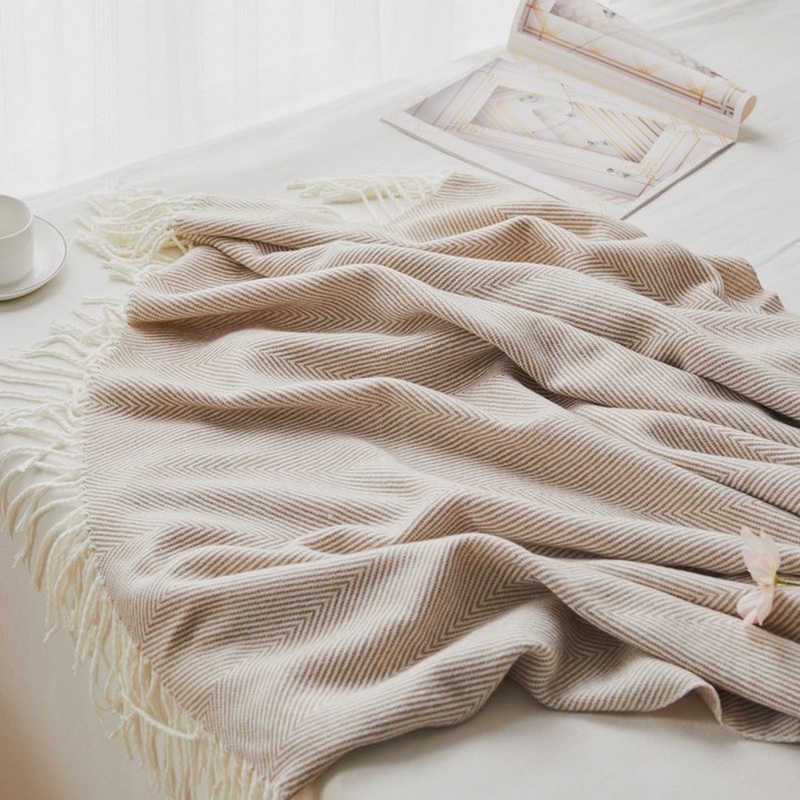 Woven Jacquard Tassel Throw Beige