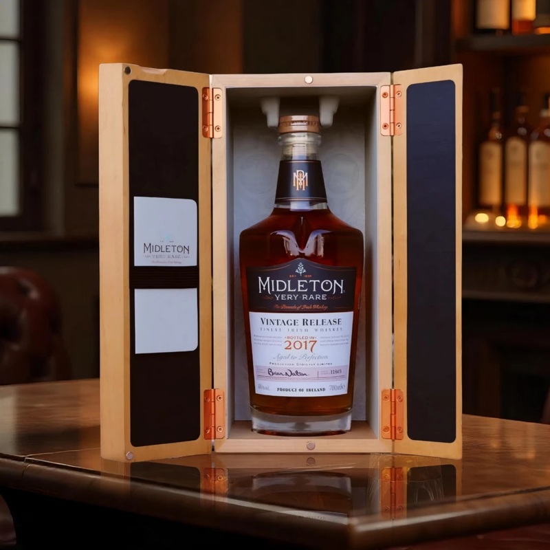 2017 Midleton Very Rare Vintage Blended Irish Whiskey 750ml