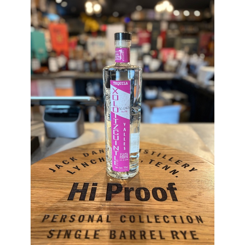 Xoloitzcuintle Plata Fuerte “Valles” Tequila 700ml